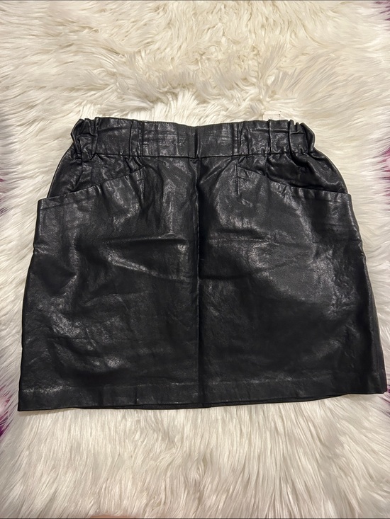Zara Dresses & Skirts - Zara Black Faux Leather Paperbag Mini Skirt with Pockets